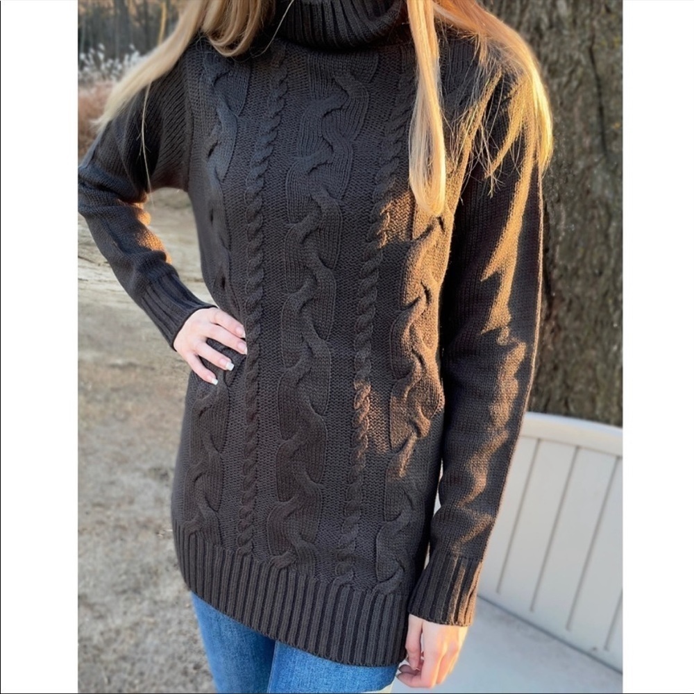 𝅺✨NEW✨ Cable Knit Turtleneck Sweater- Grey